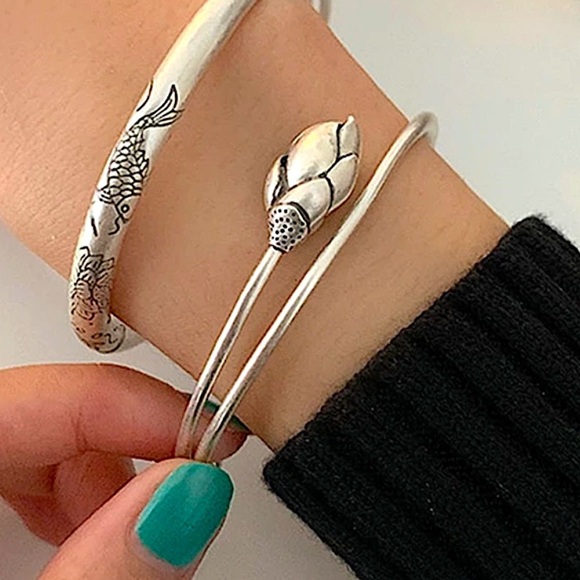 Sterling Silver Rose Flower Bangle Bracelet - Picture 2 of 9